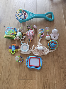 Beebile arendavate mänguasjade komplekt (Fisher-Price, Oball (1 foto / 3)
