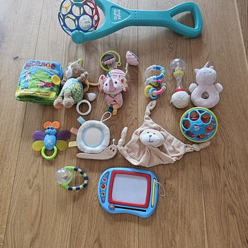 Набор развивающих игрушек для малыша (Fisher-Price, Oball..)