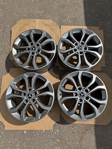 17" Mercedes-Benz originaalveljed 5x112 + andurid (3 foto / 9)