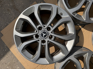 17" Mercedes-Benz originaalveljed 5x112 + andurid (7 foto / 9)