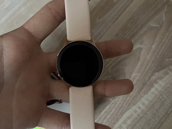 Samsung Galaxy Watch Active (Rose Gold) Suurepärane seisukor