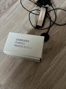 Samsung Galaxy Watch Active (Rose Gold) Состояние шикарное! (4 фото из 5)