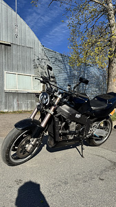KAWASAKI ZX 750 (1 foto / 3)