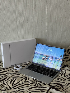 MacBook Air 13” M4 (2025) — 16/512 GB, 100% battery, NEW! (1 foto / 7)