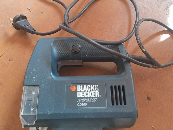 Лобзик BLACK & DECKER