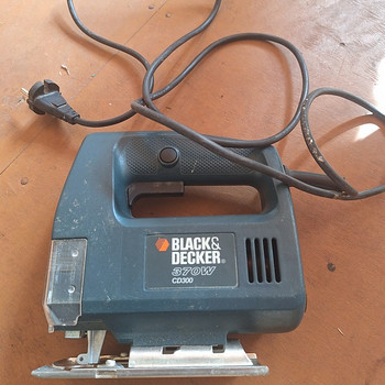 Лобзик BLACK & DECKER