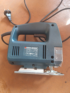 Лобзик BLACK & DECKER (2 фото из 2)