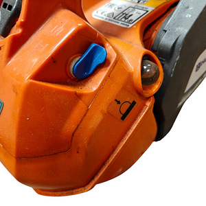 Kettsaag Husqvarna T435 (5 foto / 5)