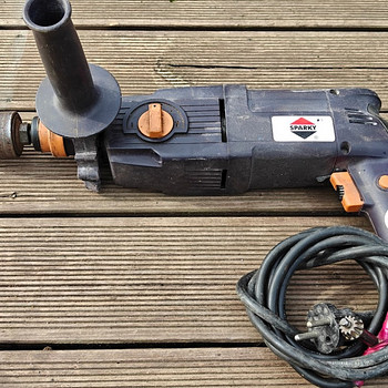 Elektriline lööktrell Sparky BPR 240E