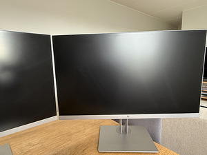 Kaks monitori: HP EliteDisplay E273q (3 foto / 4)