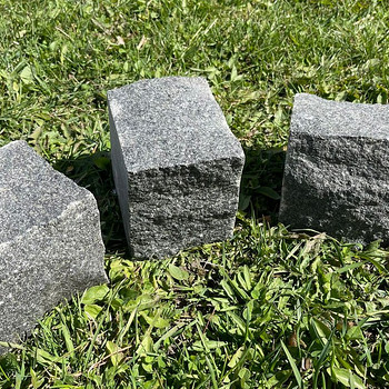 Гранитный кубик 10x10x10