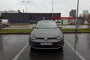 Volkswagen Golf (3 foto / 11)