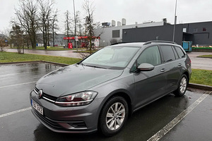 Volkswagen Golf (10 foto / 11)
