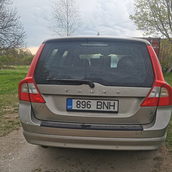 Volvo V70 двигатель 2,4, 136 кВт.