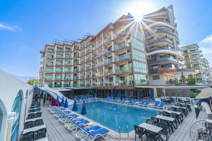 GRAND BARHAN HOTEL (1 foto / 10)