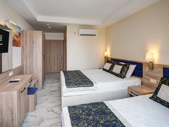 ARSI HOTEL