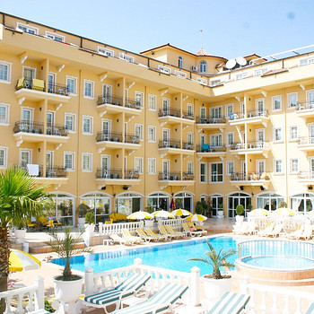 SINATRA HOTEL