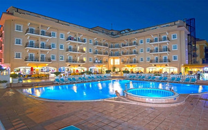 SINATRA HOTEL (7 фото из 10)