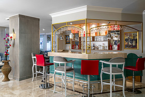 CLUB BIG BLUE SUITE HOTEL (8 foto / 10)