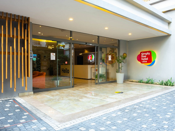 SIMPLY FINE HOTEL ALIZE