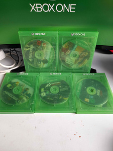 Xbox One S 1TB + 5 mängu (4 foto / 4)