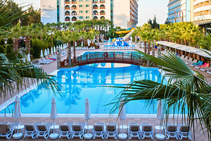 DIZALYA PALM GARDEN HOTEL (3 фото из 10)