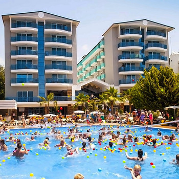 CONCORDIA CELES HOTEL