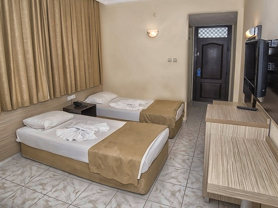 KLEOPATRA BAVYERA HOTEL