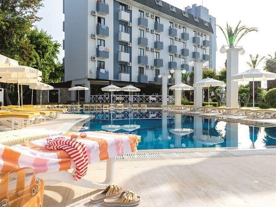 CLUB AQUA PLAZA OTEL