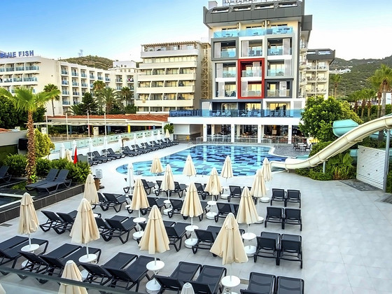 WHITE CITY BEACH HOTEL (ADULTS ONLY 16+)