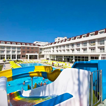 WHITE LILYUM HOTEL