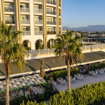 JADORE DELUXE HOTEL & SPA