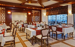DIAMOND HILL RESORT HOTEL (7 foto / 10)