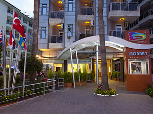 MONART CITY HOTEL (3 foto / 10)