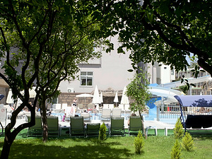 MONART CITY HOTEL (8 foto / 10)