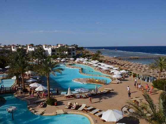REHANA ROYAL BEACH RESORT AQUA PARK & SPA