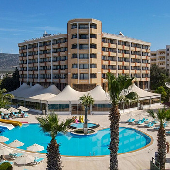 THE HOLIDAY RESORT
