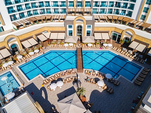 THE LUMOS DELUXE RESORT & SPA (2 фото из 10)
