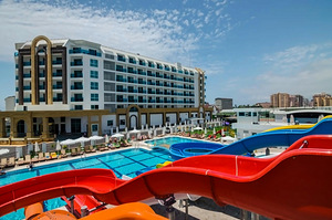 THE LUMOS DELUXE RESORT & SPA (3 фото из 10)