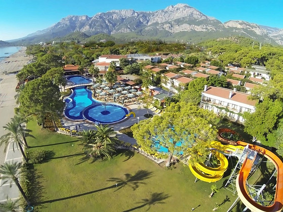CLUB BORAN MARE BEACH