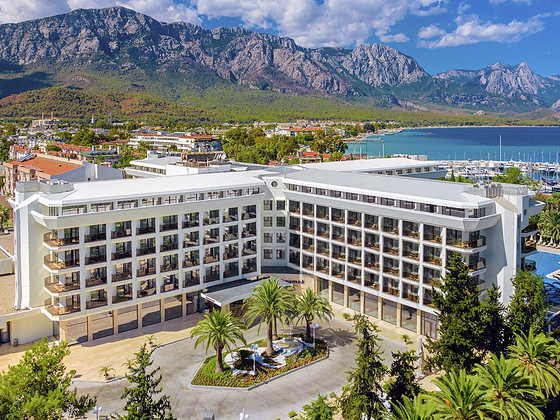 OZKAYMAK MARINA HOTEL
