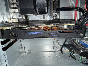 RX 580 8GB + i5-6600K. (3 foto / 3)