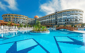 ARNOR DELUXE HOTEL & SPA (4 фото из 10)
