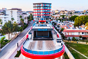 GRANADA LUXURY RESORT & SPA (2 foto / 10)