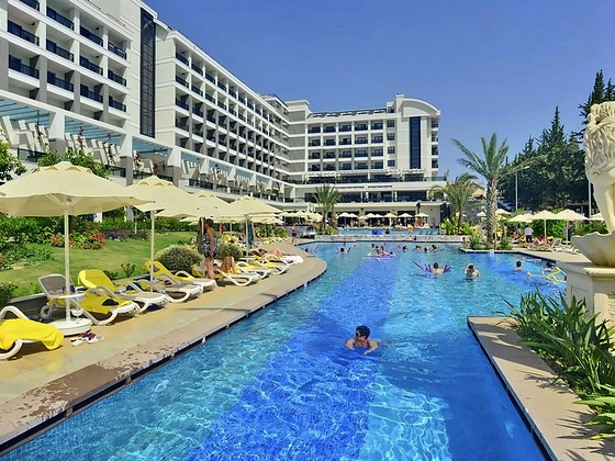 SEADEN VALENTINE RESORT & SPA