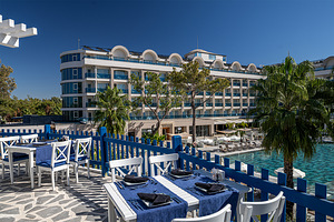 BERRY BLUE HOTEL (6 foto / 10)