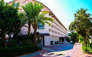 LONICERA WORLD HOTEL (5 foto / 10)