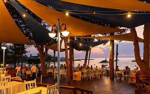 LONICERA WORLD HOTEL (8 foto / 10)