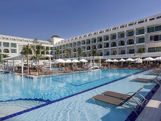 KARMIR RESORT & SPA
