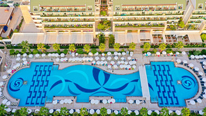 CRYSTAL WATERWORLD RESORT & SPA (2 foto / 10)